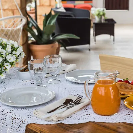 Li Brilli Bed & Breakfast Felline